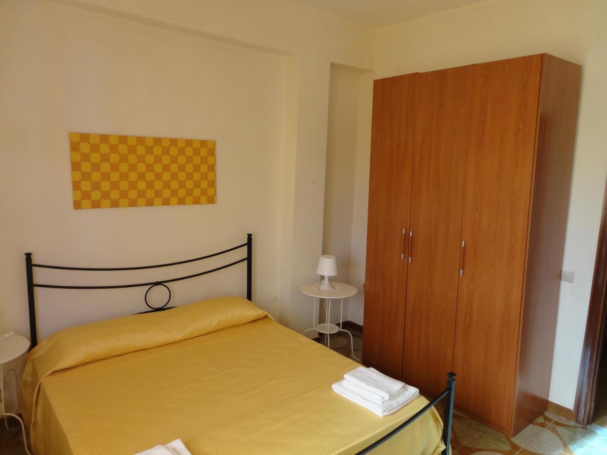 Baciati Dal Sole Apartment Porto Empedocle Ngoại thất bức ảnh
