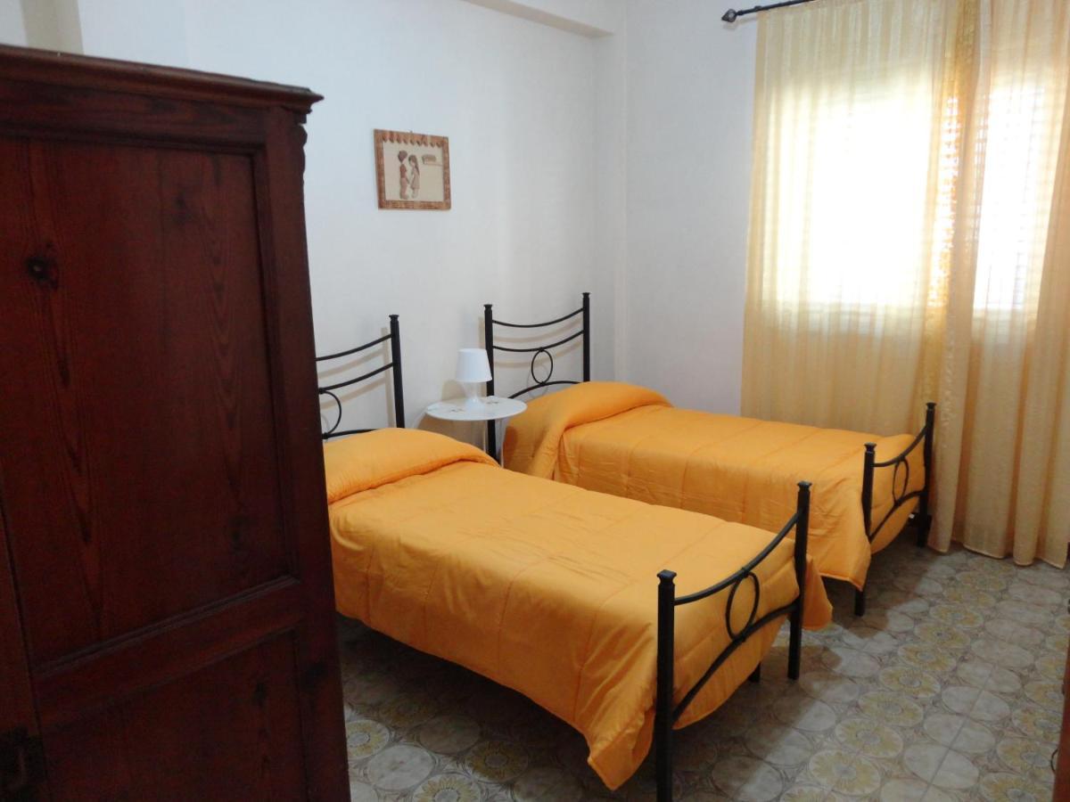 Baciati Dal Sole Apartment Porto Empedocle Ngoại thất bức ảnh